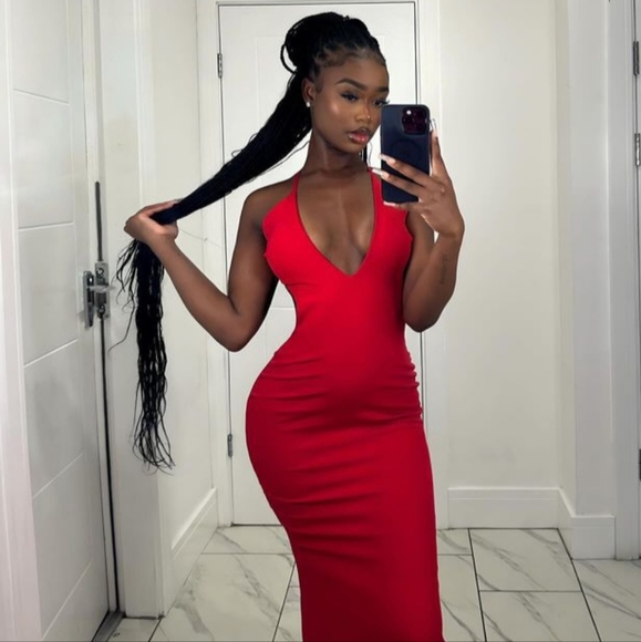 Dress - Picture 1 of 5